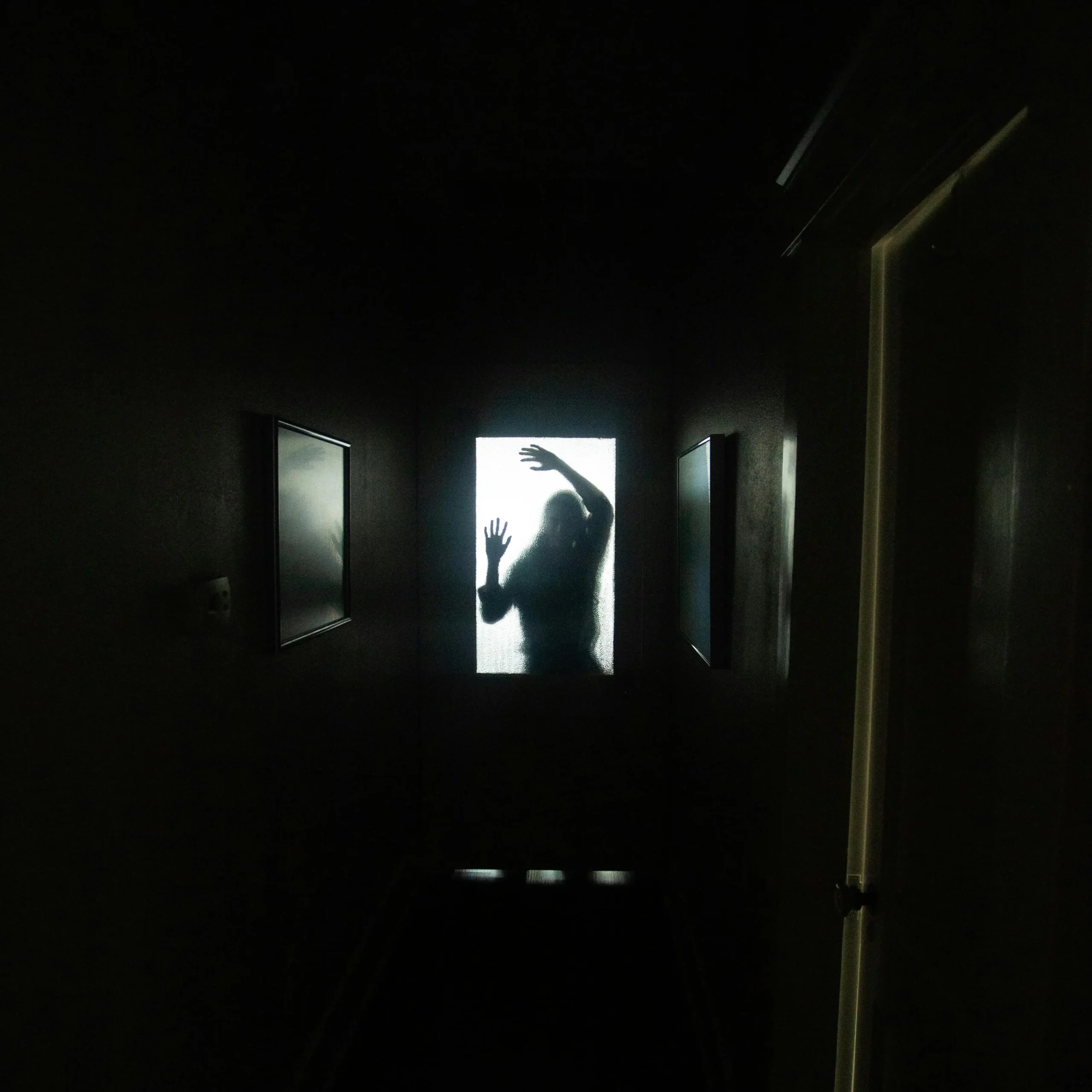 Overcoming Loneliness & Fear of Missing Out (FOMO)